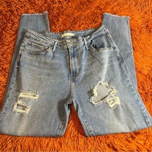 Women’s Levi's 721 High Rise Distressed Skinny Jeans Size 31 Light Wash Ripped